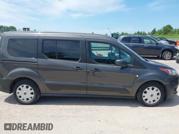 ✅ 2021 Ford Transit Connect XL • VIN: NM0GE9E20M1502471 • Lot: 42600296. Wystawiony na IAAI z przebiegiem 200 722 mil. Bezpłatny archiwum sprzedaży aukcyjnych z USA i szczegółowy raport historii pojazdu na DreamBid. Zdjęcie 13.