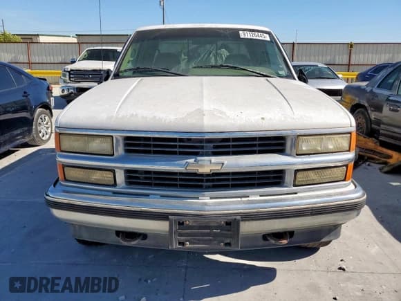 ✅ 1996 Chevrolet Silverado 1500 • VIN: 2GCEK19M2T1104994 • Lot: 91126445. Wystawiony na Copart z przebiegiem 182 705 mil. Bezpłatny archiwum sprzedaży aukcyjnych z USA i szczegółowy raport historii pojazdu na DreamBid. Zdjęcie 5.