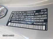 ✅ 2024 Porsche 911 Carrera S • VIN: WP0AB2A98RS279867 • Lot: 43170001. Wystawiony na IAAI z przebiegiem 13 721 mil. Bezpłatny archiwum sprzedaży aukcyjnych z USA i szczegółowy raport historii pojazdu na DreamBid. Zdjęcie 9.