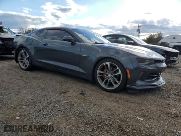 ✅ 2017 Chevrolet Camaro 2LT • VIN: 1G1FD1RX5H0166202 • Lot: 89455795. Listed on Copart with 62,621 mi. Free auction sales archive from the USA and detailed vehicle history report at DreamBid. Image 4.