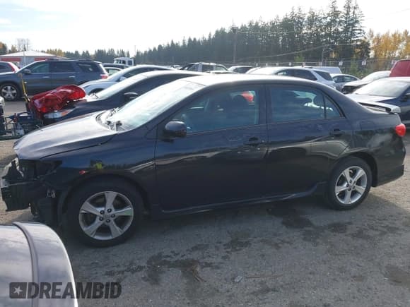 ✅ 2013 Toyota Corolla S • VIN: 5YFBU4EE6DP090548 • Lot: 43657893. Listed on IAAI with 155,889 mi. Free auction sales archive from the USA and detailed vehicle history report at DreamBid. Image 15.