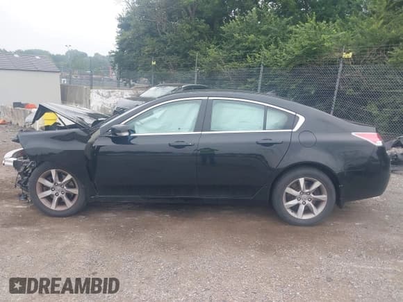 ✅ 2013 Acura TL • VIN: 19UUA8F26DA003377 • Lot: 42925549. Listed on IAAI with 99,732 mi. Free auction sales archive from the USA and detailed vehicle history report at DreamBid. Image 15.