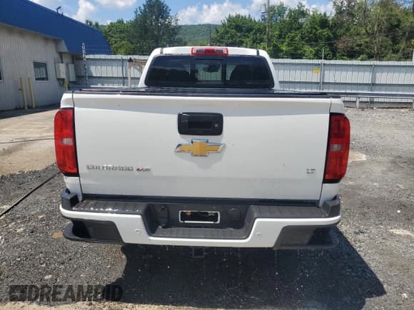 ✅ 2020 Chevrolet Colorado 4WD LT • VIN: 1GCGTCEN6L1220723 • Лот: 63471385. Опубликован ранее на Copart с пробегом 121 634 миль. Бесплатный доступ к архиву аукционных продаж из США и подробный отчёт об истории автомобиля на DreamBid. Изображение 6.