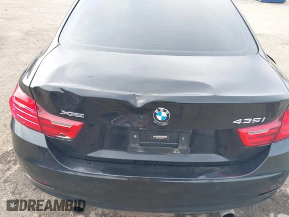 ✅ 2014 BMW 4 Series 435i xDrive • VIN: WBA3R5C54EK188957 • Lot: 41790183. Wystawiony na IAAI z przebiegiem 97 981 mil. Bezpłatny archiwum sprzedaży aukcyjnych z USA i szczegółowy raport historii pojazdu na DreamBid. Zdjęcie 17.
