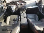 ✅ 2012 Mazda 3 S Grand Touring • VIN: JM1BL1W92C1676556 • Lot: 65579284. Wystawiony na Copart z przebiegiem 98 383 mil. Bezpłatny archiwum sprzedaży aukcyjnych z USA i szczegółowy raport historii pojazdu na DreamBid. Zdjęcie 8.