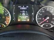 ✅ 2018 Jeep Renegade Sport • VIN: ZACCJBAB9JPH83336 • Lot: 41555991. Wystawiony na IAAI z przebiegiem 37 288 mil. Bezpłatny archiwum sprzedaży aukcyjnych z USA i szczegółowy raport historii pojazdu na DreamBid. Zdjęcie 15.