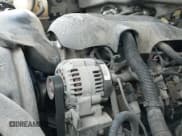 ✅ 2003 Chevrolet Silverado 2500HD LS • VIN: 1GCHK29U33E286917 • Lot: 43442116. Wystawiony na IAAI z przebiegiem 273 361 mil. Bezpłatny archiwum sprzedaży aukcyjnych z USA i szczegółowy raport historii pojazdu na DreamBid. Zdjęcie 12.