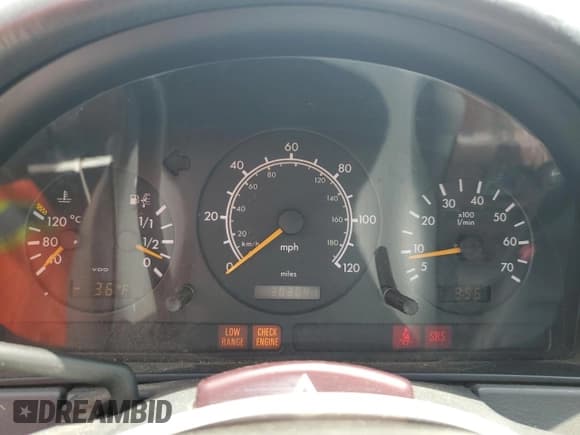 ✅ 1999 Mercedes-Benz M 320/430/500 • VIN: 4JGAB54E3XA113670 • Лот: 60573515. Опубликован ранее на Copart с пробегом 303 041 миль. Бесплатный доступ к архиву аукционных продаж из США и подробный отчёт об истории автомобиля на DreamBid. Изображение 9.