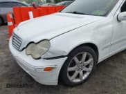 ✅ 2003 Mercedes-Benz C 320 • VIN: WDBRF84J43F414101 • Lot: 42385841. Wystawiony na IAAI z przebiegiem Nie podano. Bezpłatny archiwum sprzedaży aukcyjnych z USA i szczegółowy raport historii pojazdu na DreamBid. Zdjęcie 6.