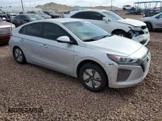 2019 Hyundai Ioniq Blue z VIN KMHC65LC7KU124949, wystawiony jako Copart lot #49966654 z przebiegiem 88 616 mil mil oraz Szkoda całkowita • Salvage title. Historia ofert i sprzedaży dostępna na DreamBid. Obrazek 4.