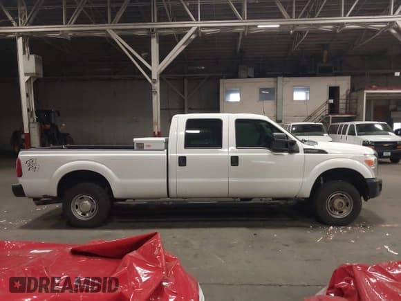✅ 2015 Ford F-250 XLT • VIN: 1FT7W2B6XFED46384 • Лот: 43315936. Опубликован ранее на IAAI с пробегом 205 475 миль. Бесплатный доступ к архиву аукционных продаж из США и подробный отчёт об истории автомобиля на DreamBid. Изображение 13.