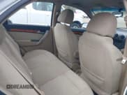 ✅ 2009 Chevrolet Aveo 2LT • VIN: KL1TG56E39B623355 • Lot: 41880148. Wystawiony na IAAI z przebiegiem 150 457 mil. Bezpłatny archiwum sprzedaży aukcyjnych z USA i szczegółowy raport historii pojazdu na DreamBid. Zdjęcie 8.