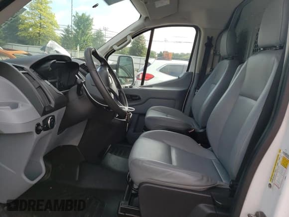 ✅ 2016 Ford Transit Cargo • VIN: 1FTYE1ZM9GKB03092 • Lot: 60448765. Listed on Copart with 65,244 mi. Free auction sales archive from the USA and detailed vehicle history report at DreamBid. Image 7.