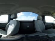 ✅ 2017 Chevrolet Silverado 1500 Work Truck • VIN: 1GCNCNEH6HZ102497 • Lot: 42911985. Wystawiony na IAAI z przebiegiem 160 000 mil. Bezpłatny archiwum sprzedaży aukcyjnych z USA i szczegółowy raport historii pojazdu na DreamBid. Zdjęcie 19.