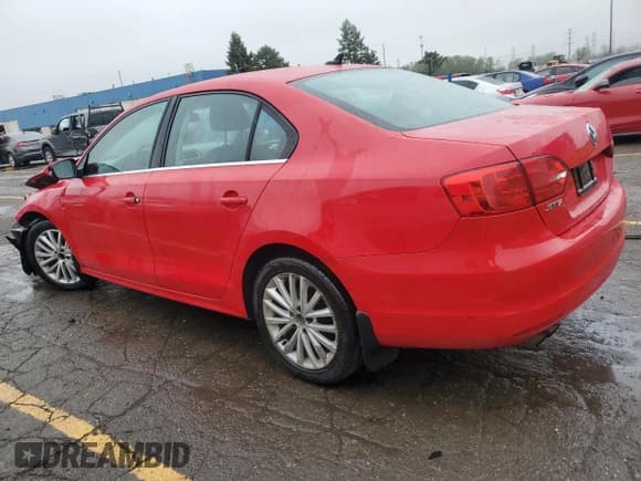 ✅ 2011 Volkswagen Jetta SEL • VIN: 3VWLZ7AJ7BM366988 • Lot: 55573835. Listed on Copart with 135,112 mi. Free auction sales archive from the USA and detailed vehicle history report at DreamBid. Image 2.