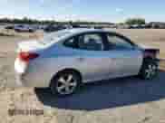 2009 Hyundai Elantra GLS z VIN KMHDU46D19U662677, wystawiony jako Copart lot #71426464 z przebiegiem 131 865 mil mil oraz Szkoda całkowita • Salvage title. Historia ofert i sprzedaży dostępna na DreamBid. Obrazek 3.