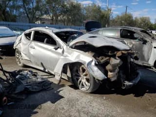 ✅ 2016 Hyundai Genesis Coupe Ultimate • VIN: KMHHU6KJ6GU137118 • Lot: 71316075. Wystawiony na Copart z przebiegiem Nie podano. Bezpłatny archiwum sprzedaży aukcyjnych z USA i szczegółowy raport historii pojazdu na DreamBid. Zdjęcie 4.