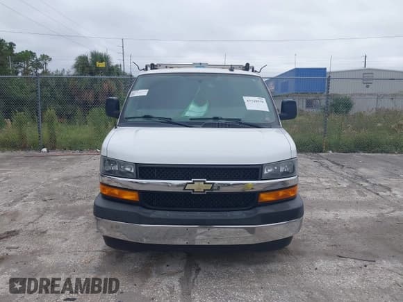 ✅ 2019 Chevrolet Express Cargo • VIN: 1GCWGAFG1K1343803 • Лот: 43348930. Опубликован ранее на IAAI с пробегом 78 202 миль. Бесплатный доступ к архиву аукционных продаж из США и подробный отчёт об истории автомобиля на DreamBid. Изображение 12.