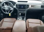 ✅ 2021 Volkswagen Atlas SE • VIN: 1V2KR2CA1MC557078 • Lot: 85010215. Listed on Copart with 74,161 mi. Free auction sales archive from the USA and detailed vehicle history report at DreamBid. Image 8.