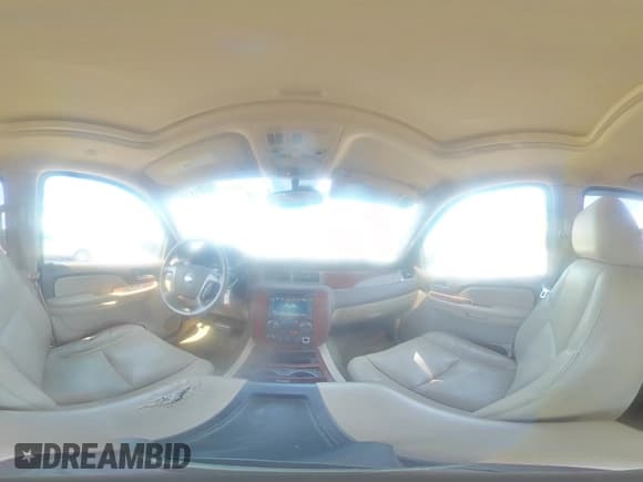 ✅ 2009 Chevrolet Suburban LTZ • VIN: 1GNFC360X9R298146 • Лот: 62812405. Опубликован ранее на Copart с пробегом 189 994 миль. Бесплатный доступ к архиву аукционных продаж из США и подробный отчёт об истории автомобиля на DreamBid. Изображение 15.