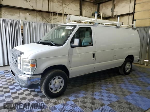 ✅ 2010 Ford Econoline Cargo Commercial • VIN: 1FTNE2EW2ADA97924 • Lot: 64302155. Listed on Copart with 133,774 mi. Free auction sales archive from the USA and detailed vehicle history report at DreamBid. Image 1.
