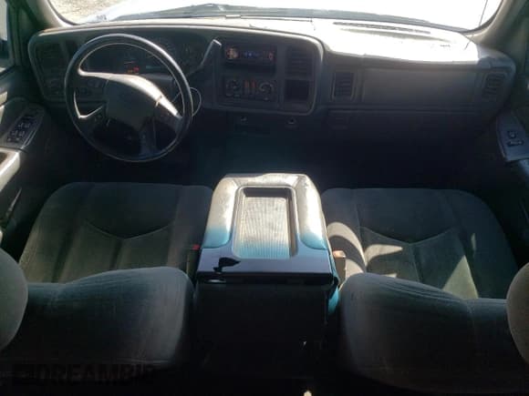 ✅ 2005 Chevrolet Silverado 1500 LS • VIN: 2GCEC13T851103557 • Лот: 69865074. Опубликован ранее на Copart с пробегом 221 932 миль. Бесплатный доступ к архиву аукционных продаж из США и подробный отчёт об истории автомобиля на DreamBid. Изображение 8.