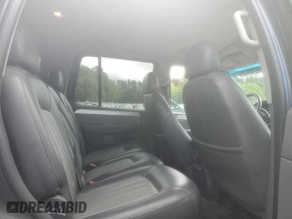 ✅ 2002 Mercury Mountaineer • VIN: 4M2ZU86W12UJ34866 • Lot: 58240425. Wystawiony na Copart z przebiegiem 152 897 mil. Bezpłatny archiwum sprzedaży aukcyjnych z USA i szczegółowy raport historii pojazdu na DreamBid. Zdjęcie 11.