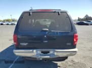 ✅ 2000 Ford Expedition Eddie Bauer • VIN: 1FMPU18L1YLC30787 • Lot: 71215775. Wystawiony na Copart z przebiegiem 178 930 mil. Bezpłatny archiwum sprzedaży aukcyjnych z USA i szczegółowy raport historii pojazdu na DreamBid. Zdjęcie 6.