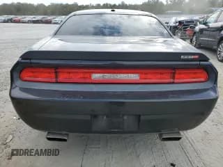 ✅ 2010 Dodge Challenger SRT-8 • VIN: 2B3CJ7DW9AH161950 • Lot: 73996914. Wystawiony na Copart z przebiegiem 140 088 mil. Bezpłatny archiwum sprzedaży aukcyjnych z USA i szczegółowy raport historii pojazdu na DreamBid. Zdjęcie 6.