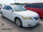 ✅ 2009 Toyota Camry • VIN: 4T1BB46K69U084250 • Lot: 43001015. Wystawiony na IAAI z przebiegiem 217 744 mil. Bezpłatny archiwum sprzedaży aukcyjnych z USA i szczegółowy raport historii pojazdu na DreamBid. Zdjęcie 1.