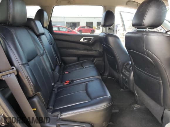 ✅ 2019 Nissan Pathfinder S • VIN: 5N1DR2MM8KC620334 • Lot: 91172315. Listed on Copart with 80,974 mi. Free auction sales archive from the USA and detailed vehicle history report at DreamBid. Image 11.