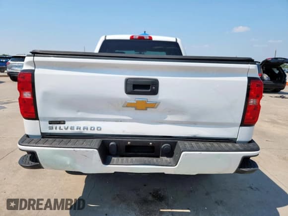 ✅ 2017 Chevrolet Silverado 1500 Custom • VIN: 1GCRCPEH4HZ131316 • Lot: 67631995. Wystawiony na Copart z przebiegiem 135 473 mil. Bezpłatny archiwum sprzedaży aukcyjnych z USA i szczegółowy raport historii pojazdu na DreamBid. Zdjęcie 6.