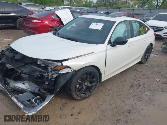 ✅ 2023 Honda Civic Si • VIN: 2HGFE1E59PH471996 • Lot: 42159409. Wystawiony na IAAI z przebiegiem 22 109 mil. Bezpłatny archiwum sprzedaży aukcyjnych z USA i szczegółowy raport historii pojazdu na DreamBid. Zdjęcie 2.