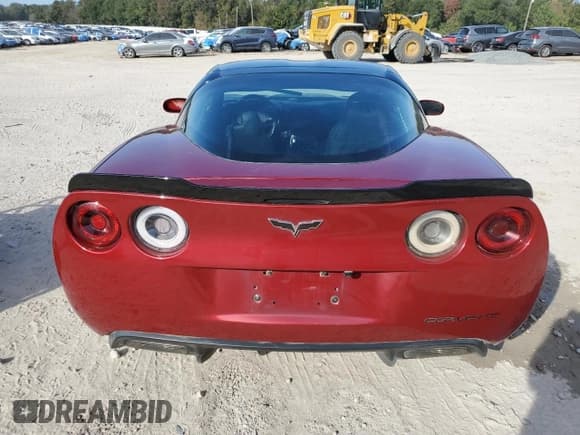 ✅ 2009 Chevrolet Corvette 3LT • VIN: 1G1YY26W995105602 • Lot: 91863725. Wystawiony na Copart z przebiegiem 134 901 mil. Bezpłatny archiwum sprzedaży aukcyjnych z USA i szczegółowy raport historii pojazdu na DreamBid. Zdjęcie 6.