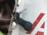 ✅ 1998 Chrysler Concorde • VIN: 2C3HD46JXWH183821 • Lot: 42701035. Listed on IAAI with 92,214 mi. Free auction sales archive from the USA and detailed vehicle history report at DreamBid. Image 11.