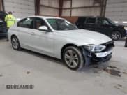 ✅ 2017 BMW 3 Series 330i xDrive • VIN: WBA8D9G39HNU62404 • Lot: 43562315. Wystawiony na IAAI z przebiegiem 126 662 mil. Bezpłatny archiwum sprzedaży aukcyjnych z USA i szczegółowy raport historii pojazdu na DreamBid. Zdjęcie 1.