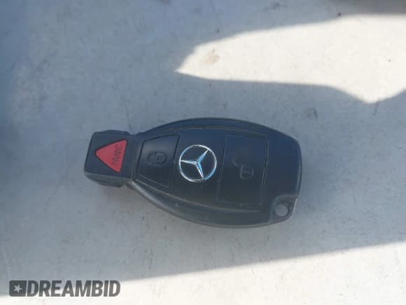 ✅ 2001 Mercedes-Benz E 320 • VIN: WDBJH65J31B188664 • Lot: 43186349. Listed on IAAI with 144,621 mi. Free auction sales archive from the USA and detailed vehicle history report at DreamBid. Image 11.