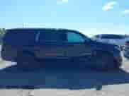 2024 Chevrolet Suburban LT z VIN 1GNSCCKD4RR392675, wystawiony jako IAAI lot #41424825 z przebiegiem 6 538 mil mil oraz . Historia ofert i sprzedaży dostępna na DreamBid. Obrazek 14.