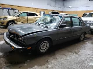 ✅ 1985 BMW 5 Series 528e • VIN: WBADK8306F9657781 • Lot: 42560285. Listed on Copart with 109,105 mi. Free auction sales archive from the USA and detailed vehicle history report at DreamBid. Image 1.