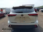 ✅ 2021 Toyota Highlander LE • VIN: 5TDBZRBH8MS141715 • Lot: 43273491. Listed on IAAI with 101,502 mi. Free auction sales archive from the USA and detailed vehicle history report at DreamBid. Image 17.