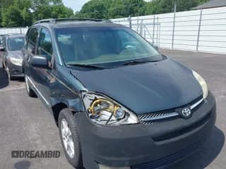 ✅ 2005 Toyota Sienna XLE • VIN: 5TDZA22C05S370201 • Lot: 42482161. Wystawiony na IAAI z przebiegiem 359 646 mil. Bezpłatny archiwum sprzedaży aukcyjnych z USA i szczegółowy raport historii pojazdu na DreamBid. Zdjęcie 1.
