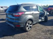✅ 2017 Ford Escape SE • VIN: 1FMCU9G96HUA74078 • Lot: 43470744. Wystawiony na IAAI z przebiegiem 94 557 mil. Bezpłatny archiwum sprzedaży aukcyjnych z USA i szczegółowy raport historii pojazdu na DreamBid. Zdjęcie 4.
