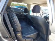 ✅ 2019 Infiniti QX60 Luxe • VIN: 5N1DL0MN2KC554751 • Lot: 43573997. Wystawiony na IAAI z przebiegiem 105 340 mil. Bezpłatny archiwum sprzedaży aukcyjnych z USA i szczegółowy raport historii pojazdu na DreamBid. Zdjęcie 8.