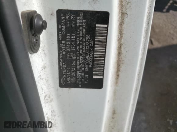 ✅ 2012 Hyundai Veloster w/Red Int • VIN: KMHTC6AD5CU078758 • Lot: 70597854. Wystawiony na Copart z przebiegiem 82 897 mil. Bezpłatny archiwum sprzedaży aukcyjnych z USA i szczegółowy raport historii pojazdu na DreamBid. Zdjęcie 12.