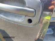 ✅ 2006 Chevrolet Tahoe LS • VIN: 1GNEC13Z96R163755 • Lot: 43302316. Wystawiony na IAAI z przebiegiem 366 507 mil. Bezpłatny archiwum sprzedaży aukcyjnych z USA i szczegółowy raport historii pojazdu na DreamBid. Zdjęcie 15.