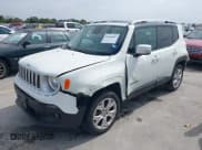 ✅ 2016 Jeep Renegade Limited • VIN: ZACCJBDT7GPC67683 • Lot: 42401857. Wystawiony na IAAI z przebiegiem 163 888 mil. Bezpłatny archiwum sprzedaży aukcyjnych z USA i szczegółowy raport historii pojazdu na DreamBid. Zdjęcie 17.
