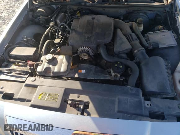 ✅ 2007 Mercury Grand Marquis LS • VIN: 2MEFM75V87X624070 • Lot: 66098935. Wystawiony na Copart z przebiegiem 172 908 mil. Bezpłatny archiwum sprzedaży aukcyjnych z USA i szczegółowy raport historii pojazdu na DreamBid. Zdjęcie 11.