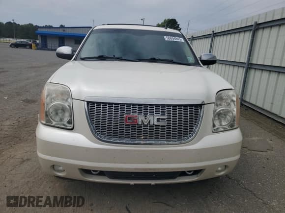 ✅ 2009 GMC Yukon SLT 4SB • VIN: 1GKFC33089R170957 • Lot: 50694845. Listed on Copart with 326,064 mi. Free auction sales archive from the USA and detailed vehicle history report at DreamBid. Image 5.