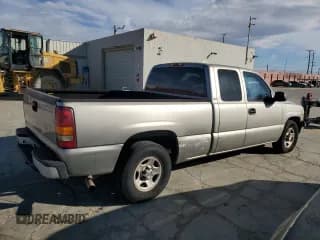✅ 2001 Chevrolet Silverado 1500 • VIN: 1GCEC19W11Z145233 • Лот: 80051894. Опубликован ранее на Copart с пробегом 320 697 миль. Бесплатный доступ к архиву аукционных продаж из США и подробный отчёт об истории автомобиля на DreamBid. Изображение 3.