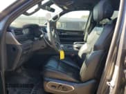 ✅ 2022 Jeep Wagoneer Series I • VIN: 1C4SJUAT9NS213210 • Lot: 48498655. Listed on Copart with 62,413 mi. Free auction sales archive from the USA and detailed vehicle history report at DreamBid. Image 7.